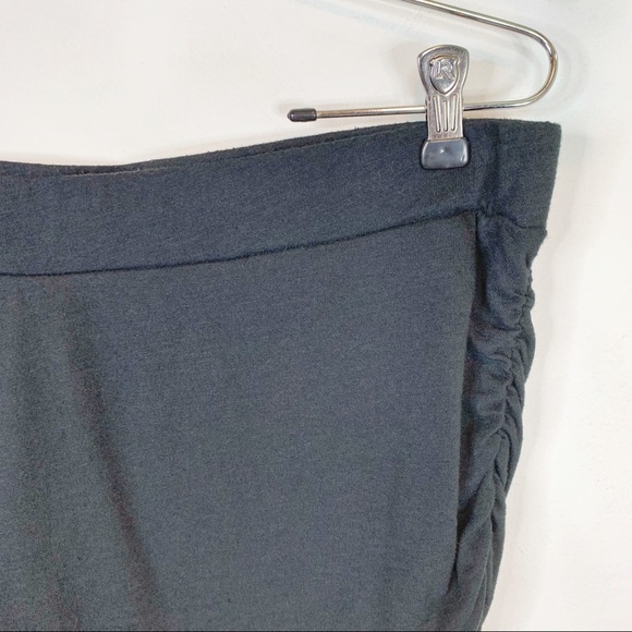 OLD NAVY maternity pencil skirt black side ruching - Picture 3 of 5